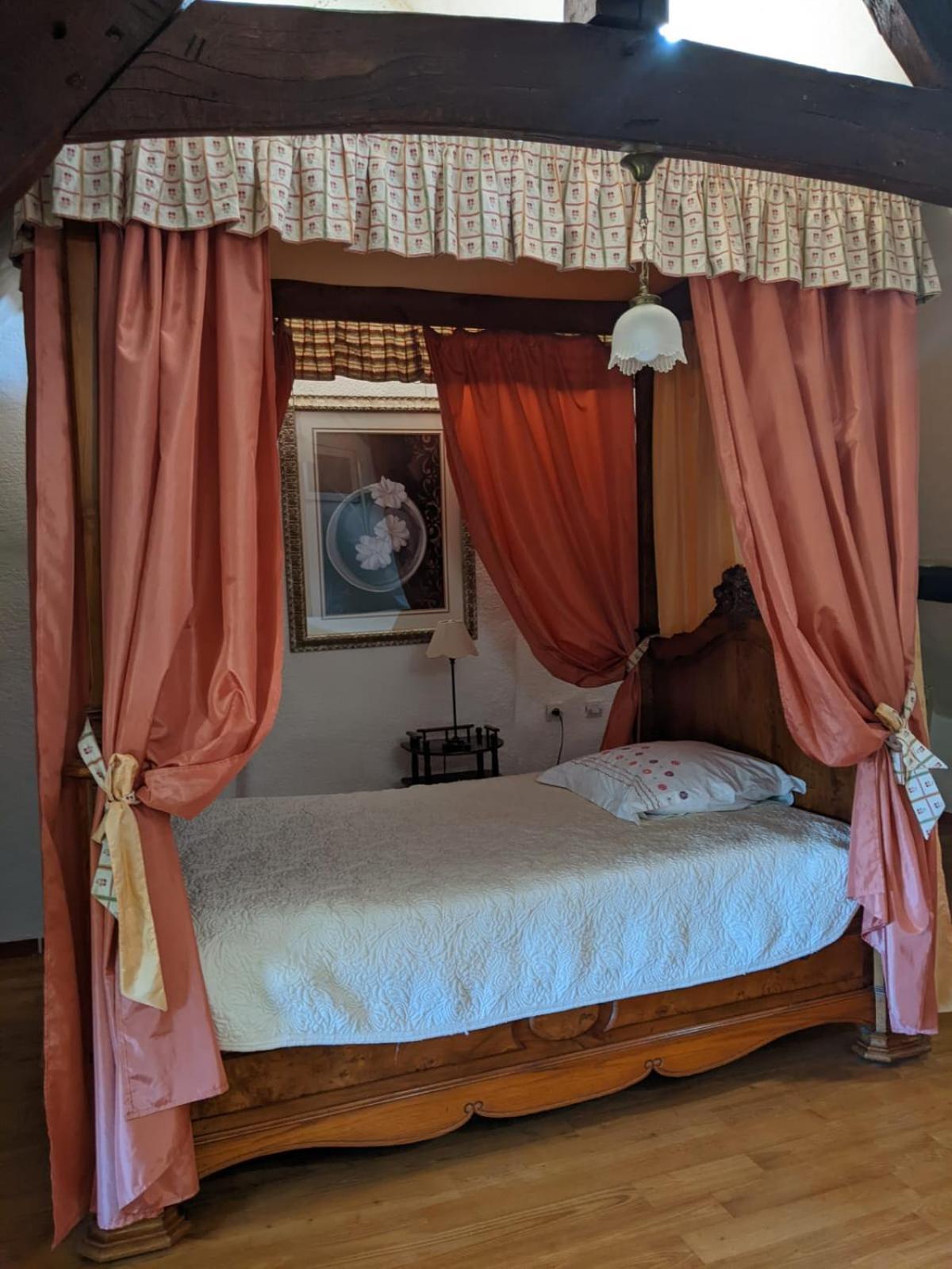Chambre D'Hotes Saint Jacob Relais De Chasse Du XVIII Siecle Les Fougerêts Buitenkant foto